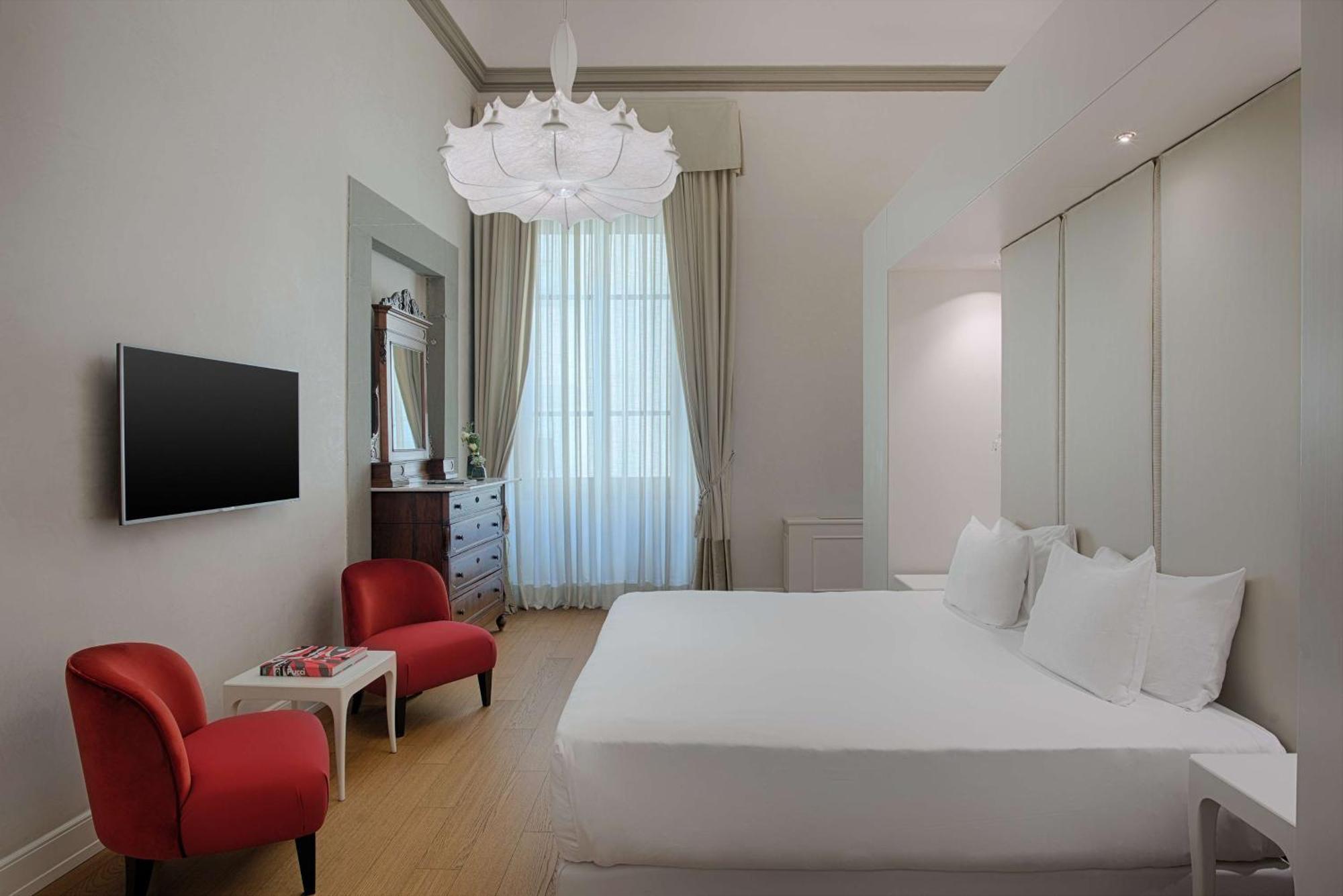 Nh Collection Porta Rossa 5* Florenz